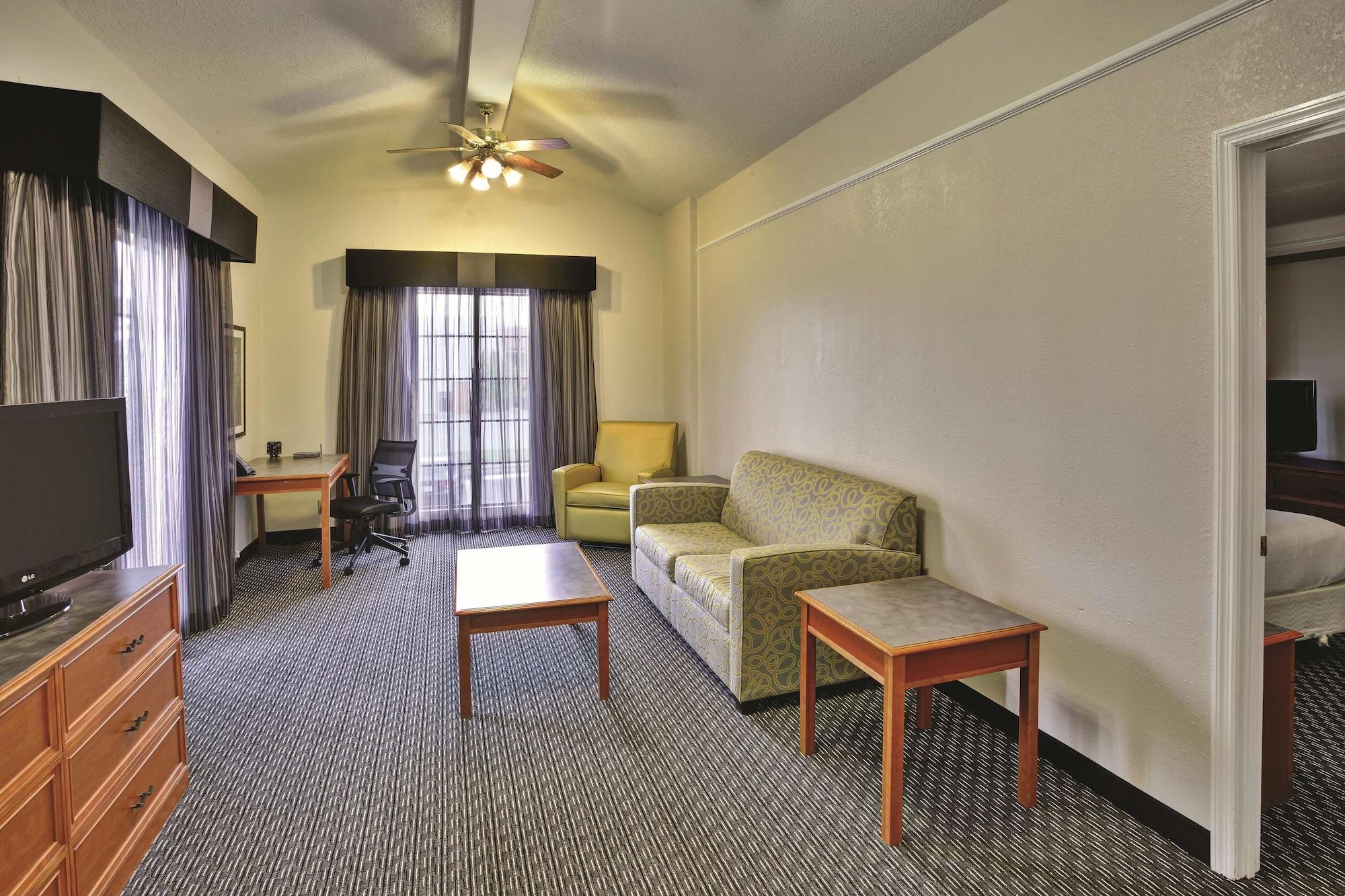 La Quinta Inn By Wyndham Nashville South Exterior photo