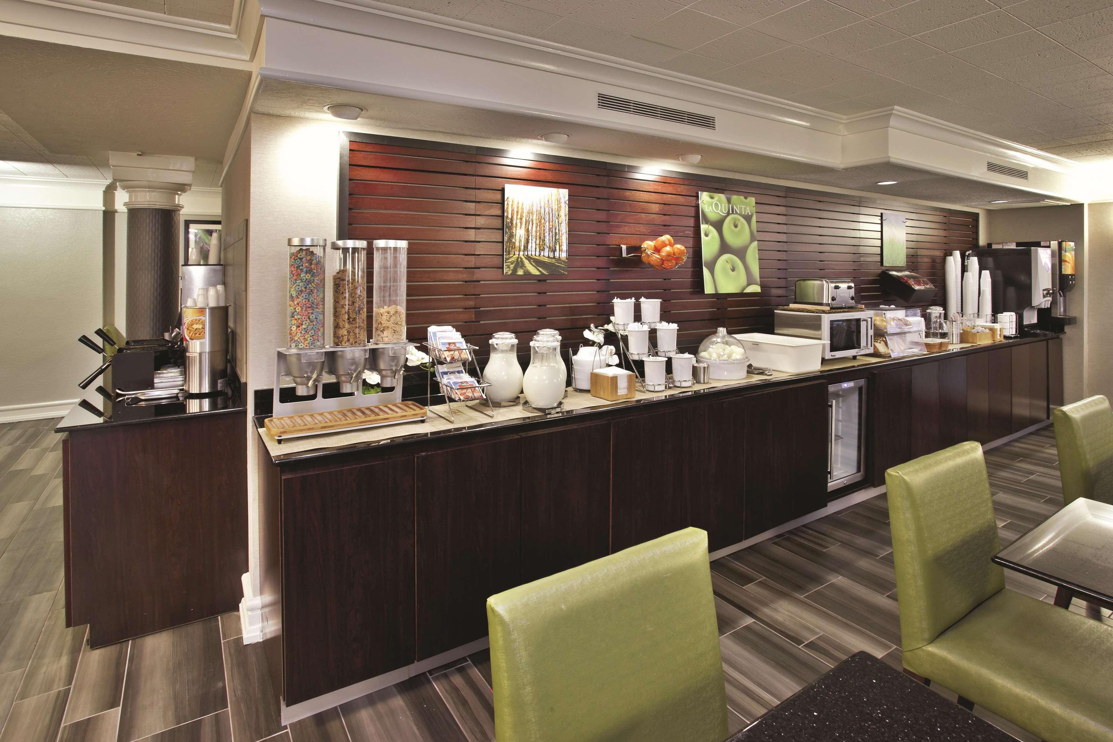 La Quinta Inn By Wyndham Nashville South Exterior photo