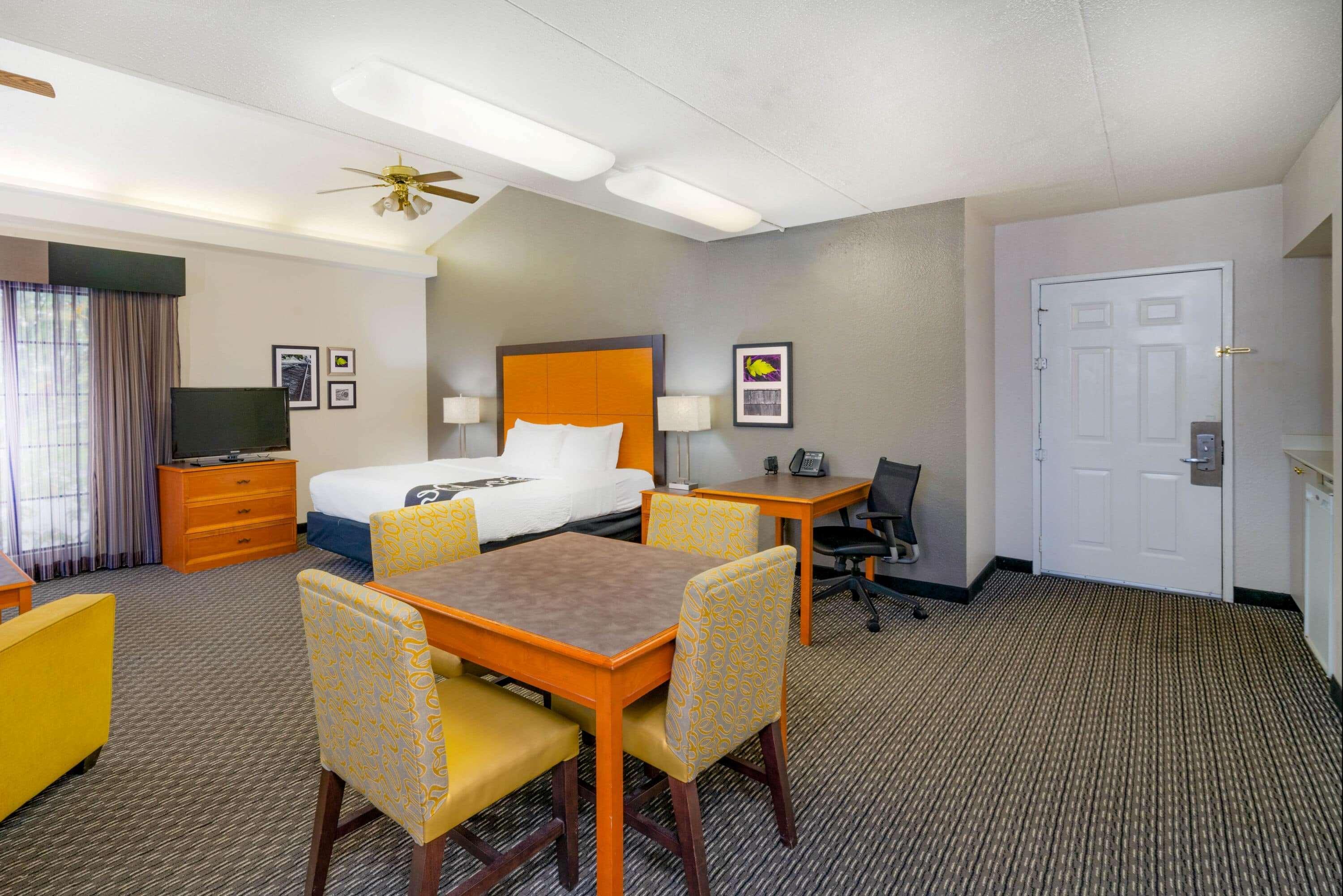 La Quinta Inn By Wyndham Nashville South Exterior photo