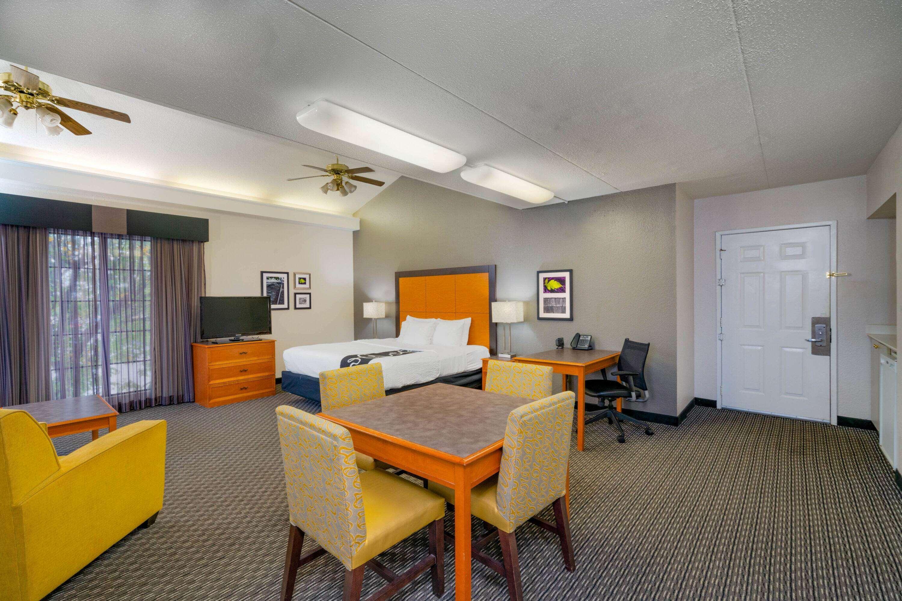 La Quinta Inn By Wyndham Nashville South Exterior photo